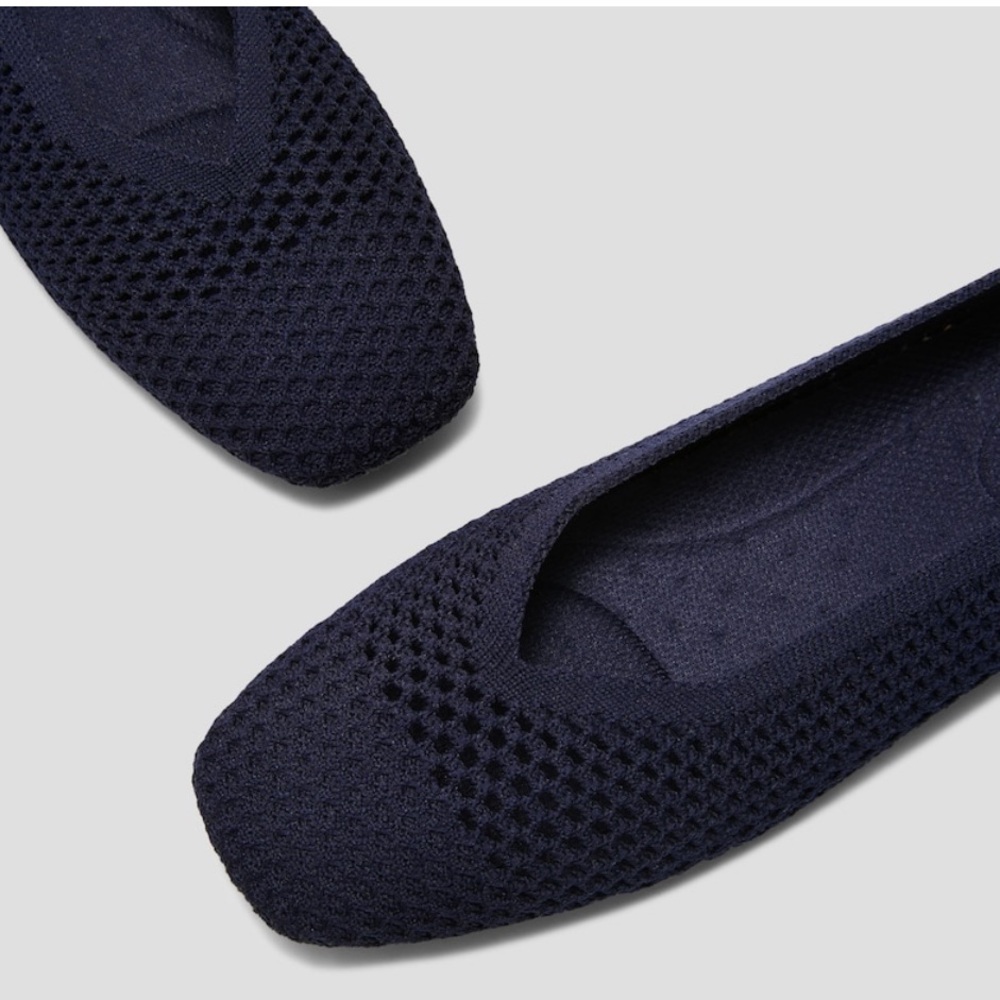 Vivaia Margot Square Toe V-Cut Flats Navy Knit Shoes Size 37.5 US Sz 7 VGC - Picture 2 of 14